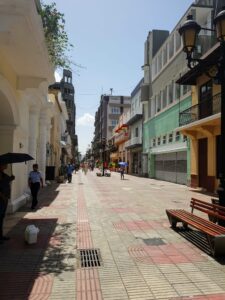 Santo Domingo street