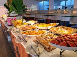 Buffet food