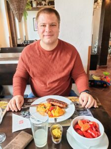 Meal at Taverna Sarbului