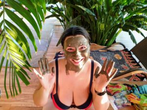 Palm - face mask after wet sauna, Therme Bucharest