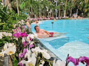 Palm - hydro beds main pool, Therme Bucharest
