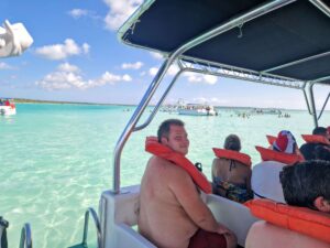 Speed boat