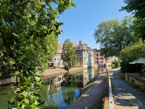 Strasbourg Square Louise-Weiss photo