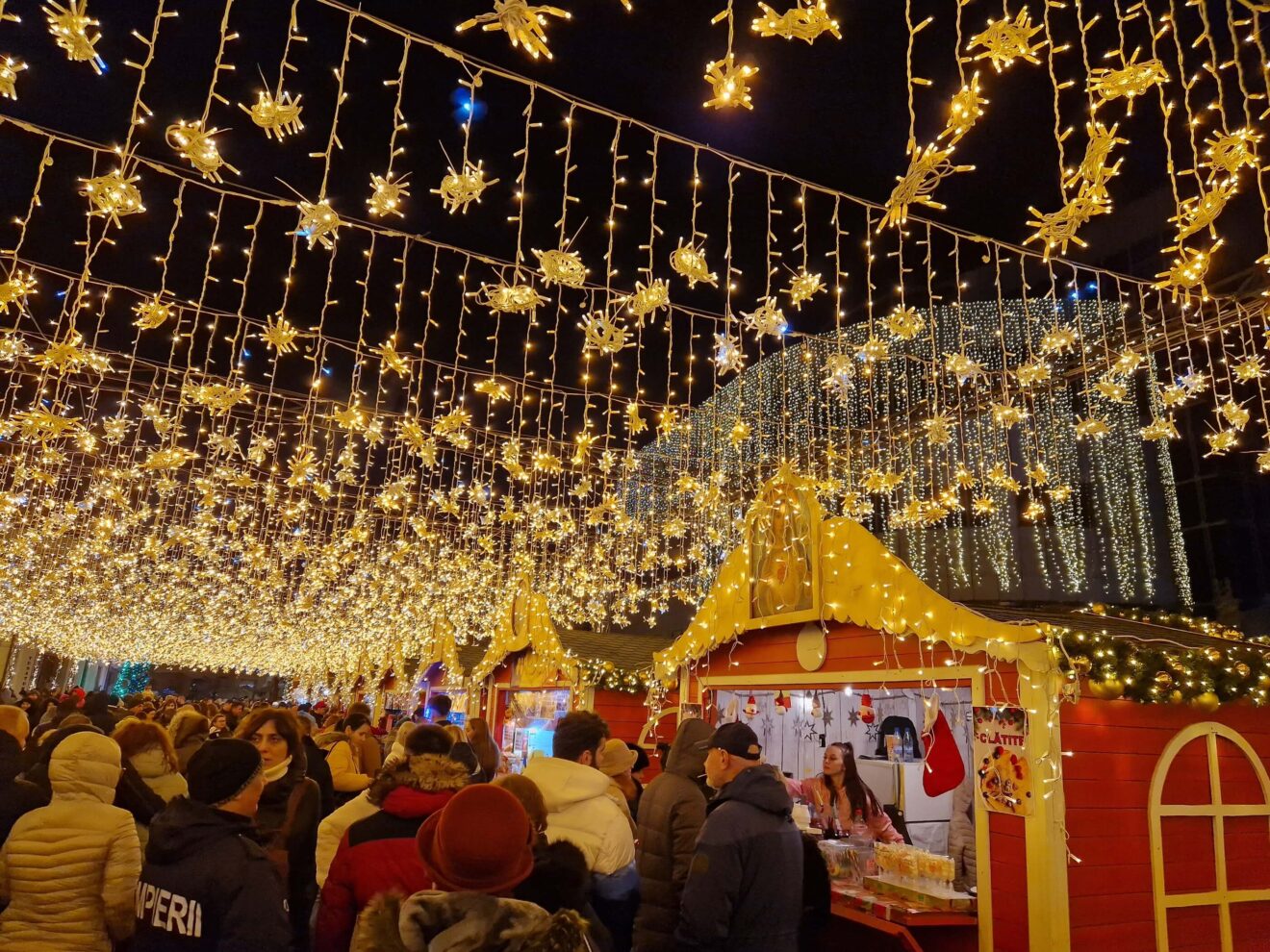 Craiova Christmas Market CheckinAway