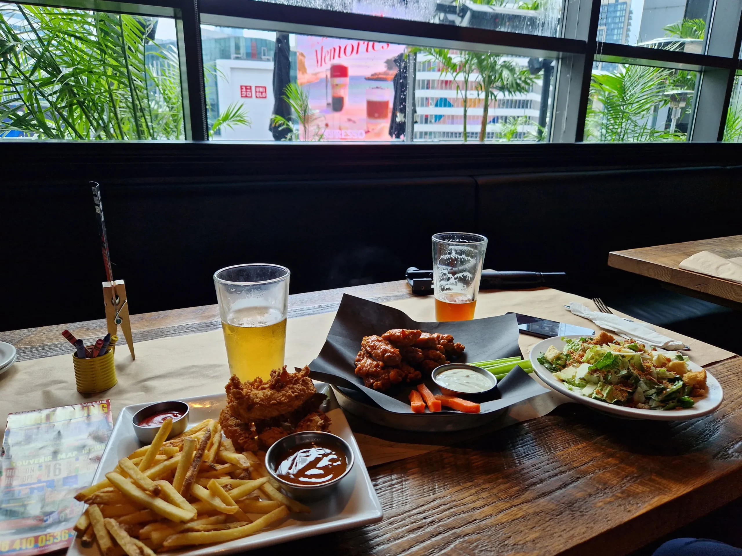 Toronto food – Jack’s Dundas Square | CheckinAway