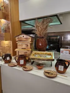 Sentido Marea food breakfast honey