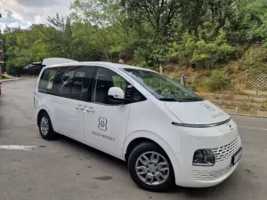 Sentido Marea hotel transfer van