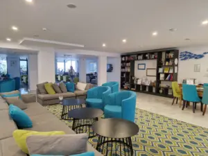 Sentido Marea lobby Blue Bar