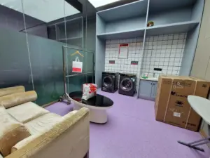 Ramada Xi'An laundry room