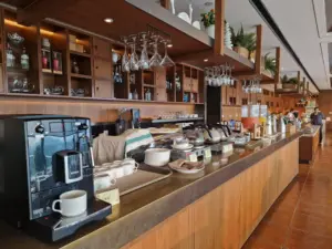 Jolie Vue hotel Guilin breakfast drinks
