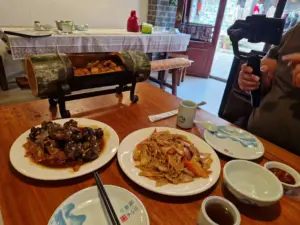 Xingping lunch - snails, bamboo shoots, bamboo chicken