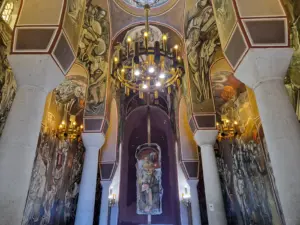Veliko Tarnovo Patriarchal Cathedral of the Holy Ascension inside