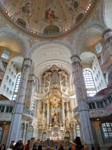 Dresden Frauenkirche inside