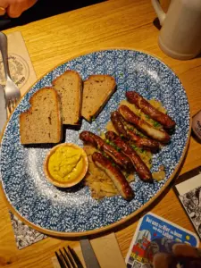 Nuremberg food - Tucher-Bräu am Opernhaus sausages