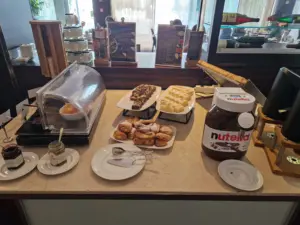 Occidental Dresden Newa breakfast desserts