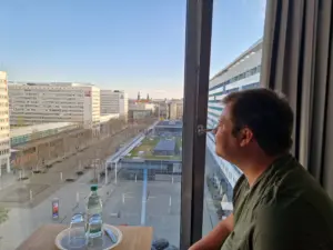 Occidental Dresden Newa room day view