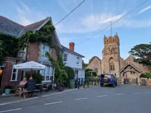 Isle of Wight Red Lion pub