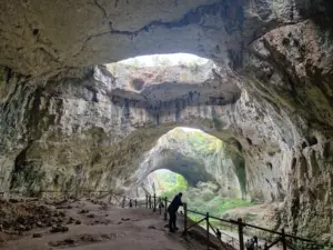 Devetashka Cave main views