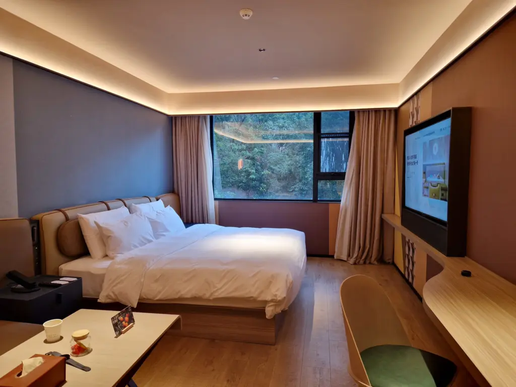 Orange Hotel Yangshuo bedroom views