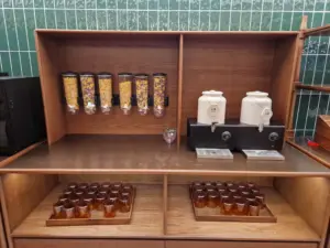 Orange Hotel Yangshuo breakfast cereals