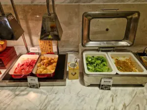 Yitel Premium Shanghai breakfast hot food