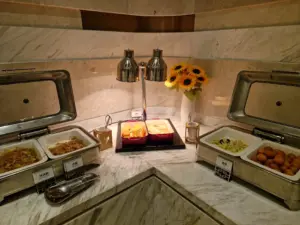 Yitel Premium Shanghai breakfast hot foods