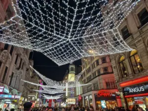 Christmas lights London