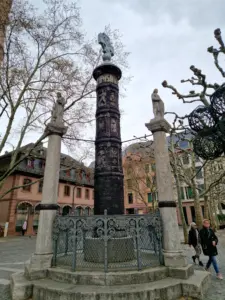 Mainz Nagelsäule Memorial